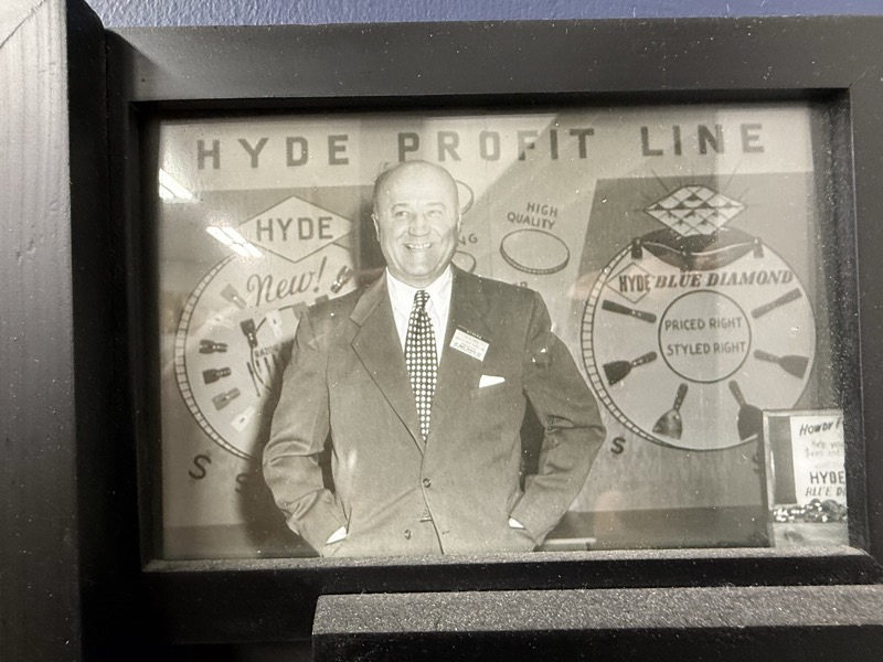 Second Hyde Profit Line era portrait